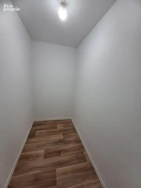 Trappes centre – appartement t3 rénové avec balcon – proche gare - photo 7
