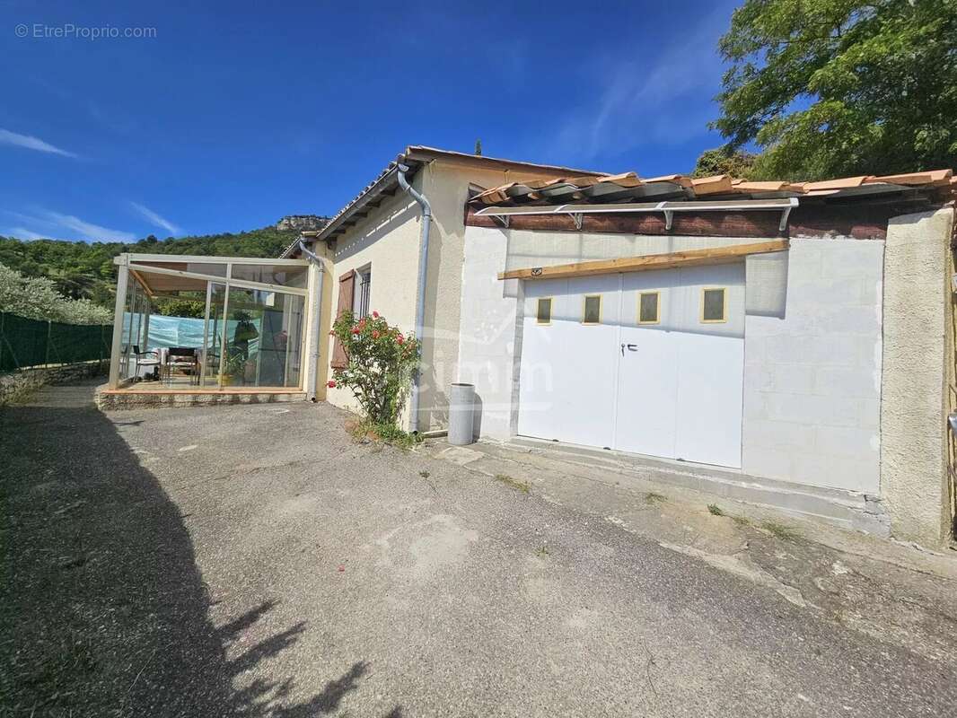Maison à GANAGOBIE