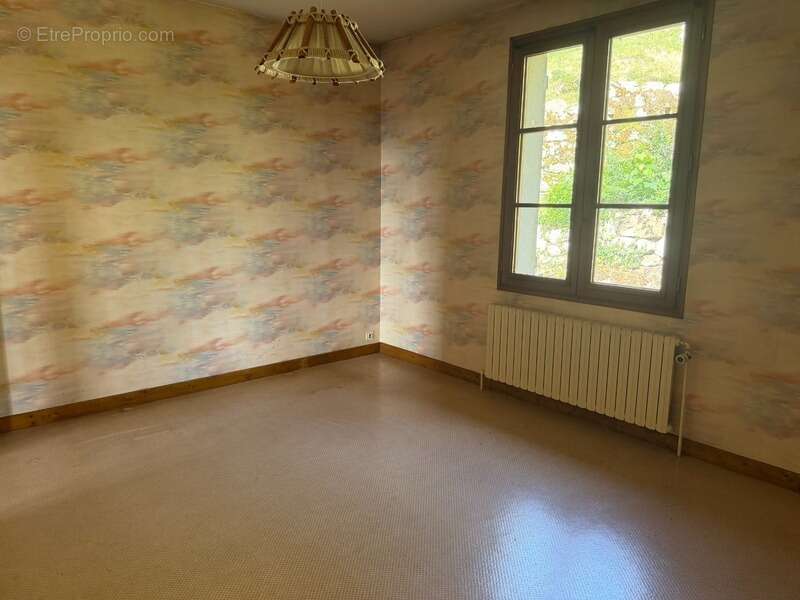 Maison à vendre 8 pièces 194m2 MONT SAINT VINCENT (71) - photo 6