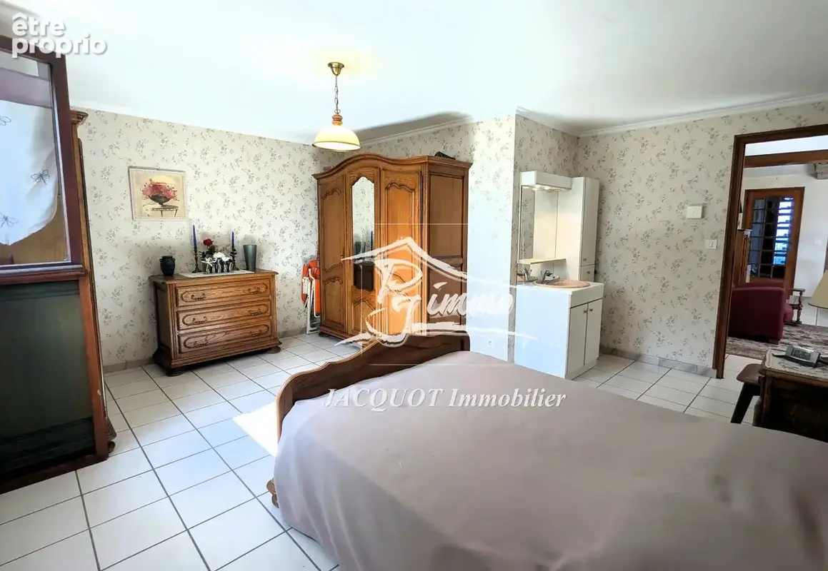 Maison 81 m² à Neuville-En-Ferrain  - photo 7