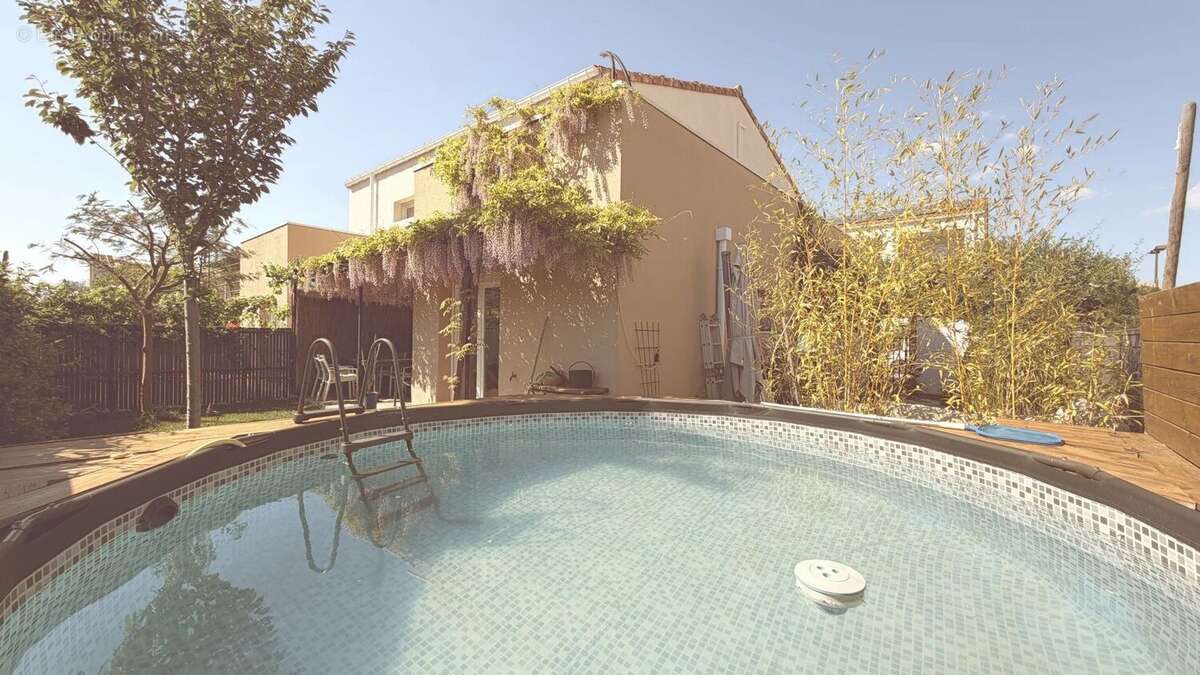 Maison à POURRIERES