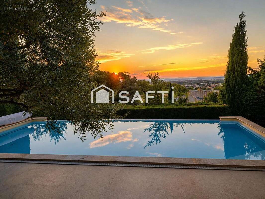 Maison 187 m² à Pernes-Les-Fontaines  - photo 3