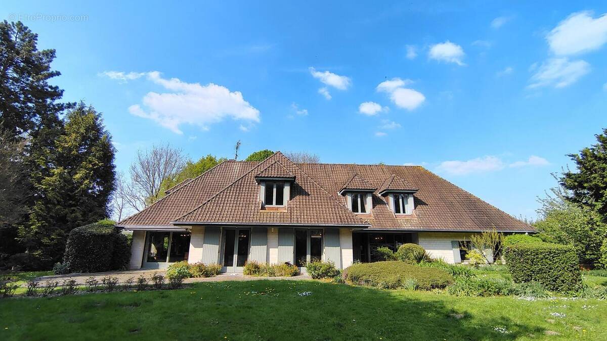 Photo 1 - Maison à SAINT-FLORIS
