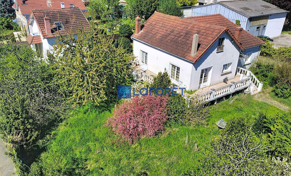 Maison à SAVIGNY-SUR-ORGE