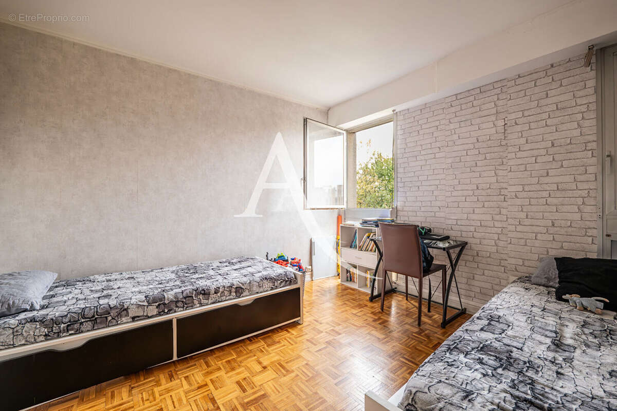 Appartement à LIMEIL-BREVANNES