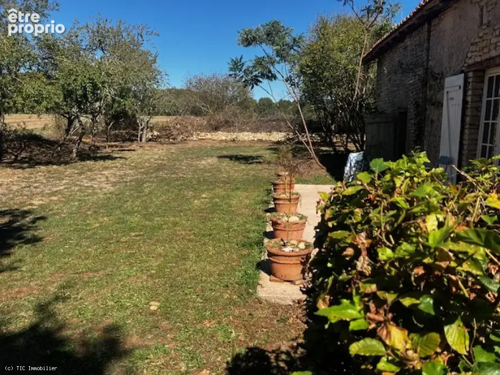 Authentique Propriété de Caractère Sur Plus de 2 Hectares de Terrain - photo 45