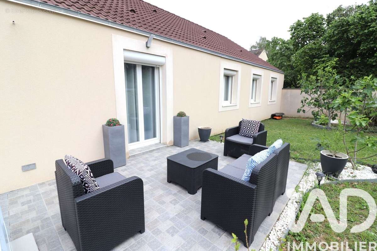 Photo 2 - Maison à CHAMPAGNE-SUR-SEINE