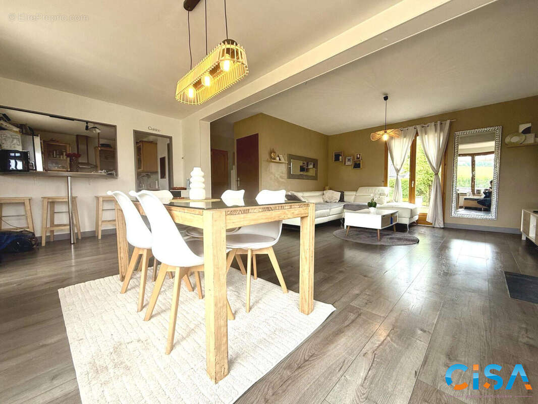 Maison 125 m² à Chambly  - photo 4