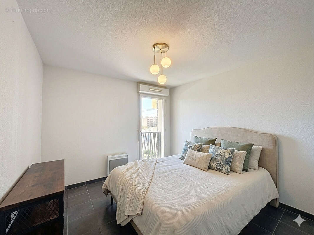 Appartement à MARSEILLE-14E