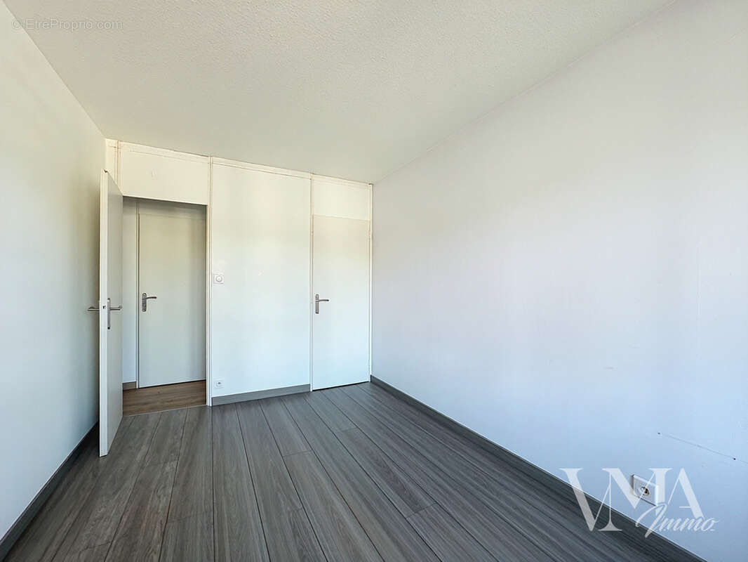 Appartement t2/t3   saint-étienne   rue paul ronin - photo 7