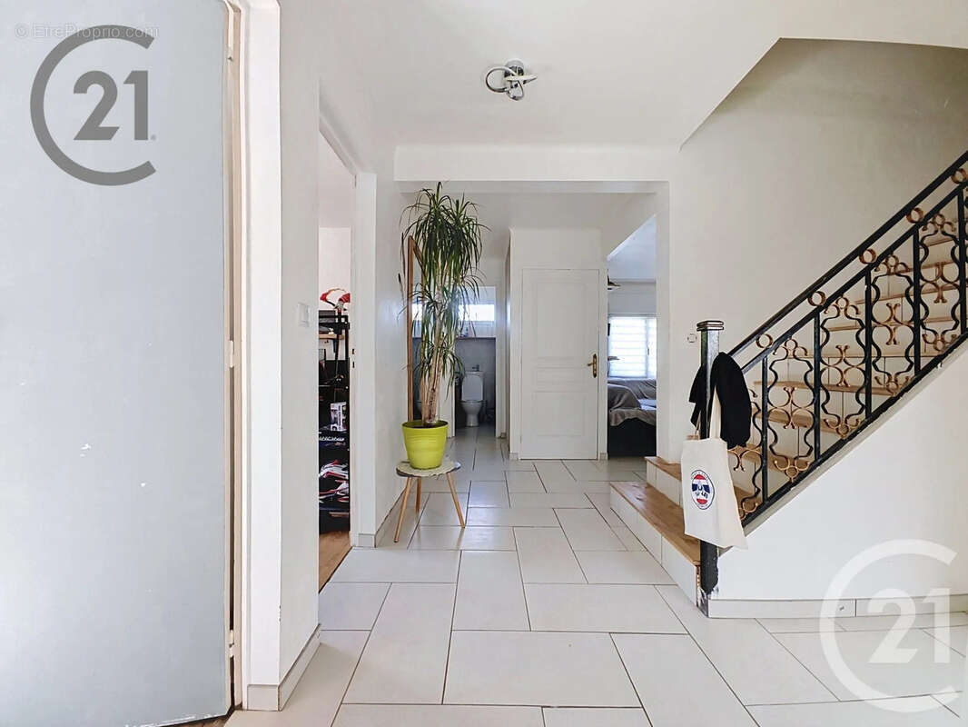 Maison 162 m² à Ablancourt  - photo 5