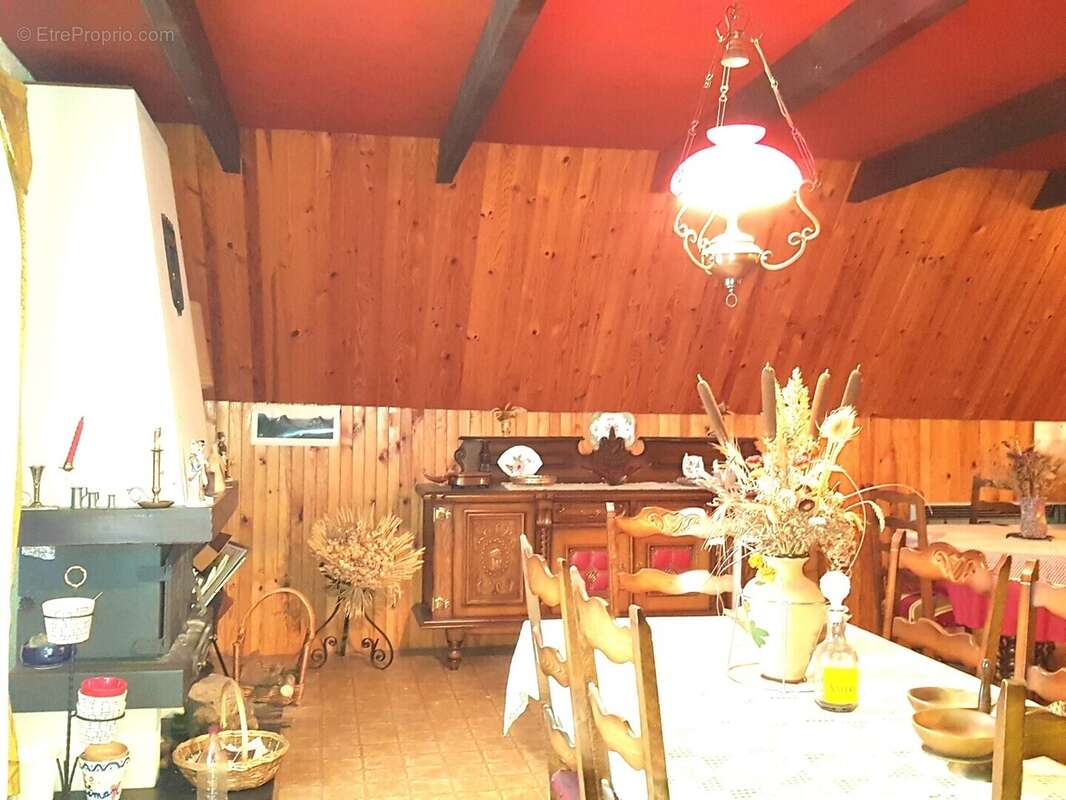Maison à ROCHEFORT-MONTAGNE