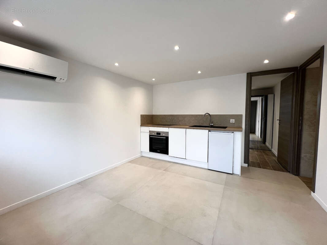Maison de 3 appartements avec jardin et parking • Secteur Tassigny Cannes - photo 14