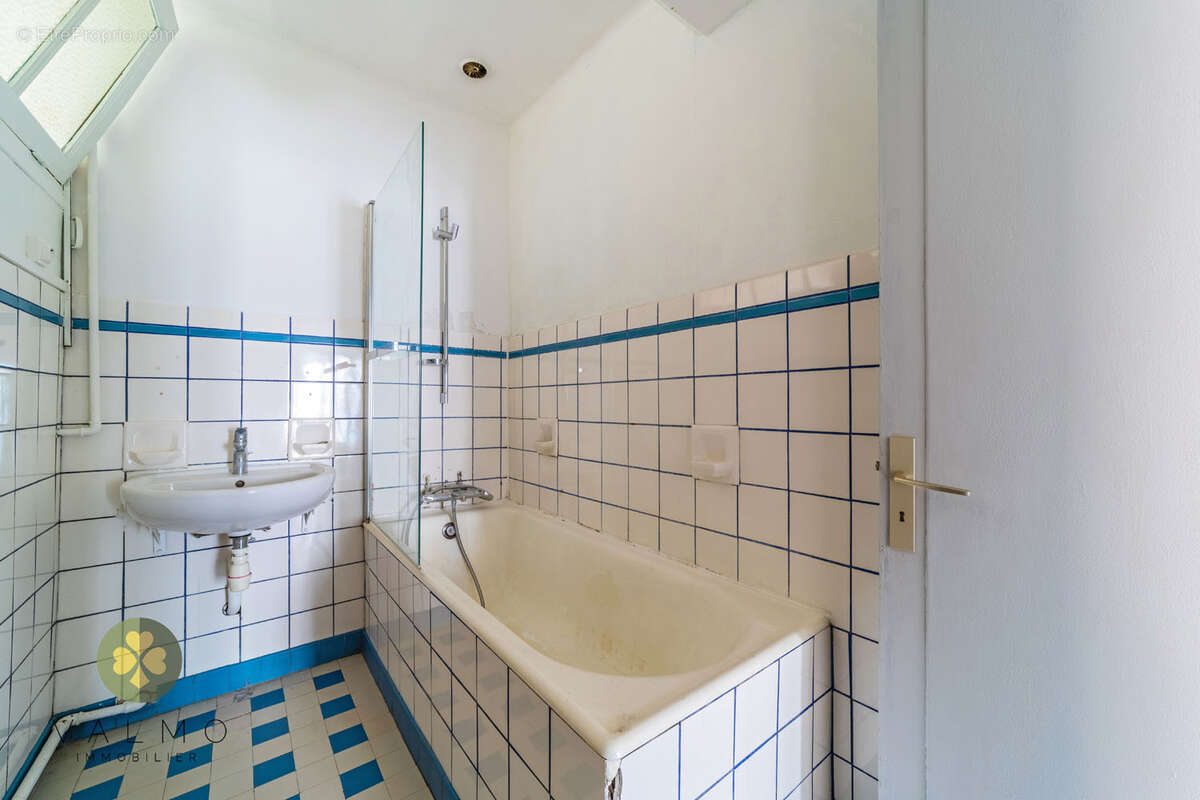 Maison à VILLIERS-SAINT-FREDERIC