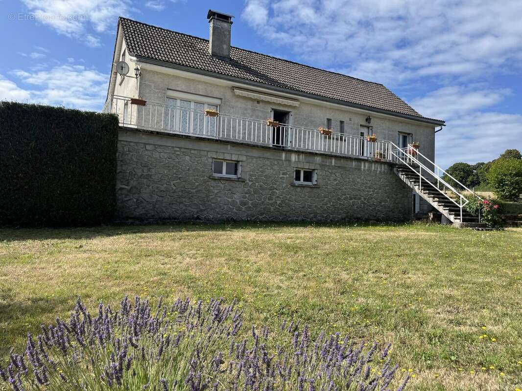 Maison 148 m² à Moussages  - photo 5