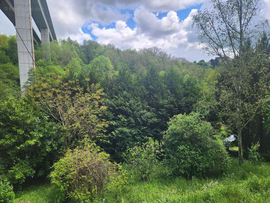 Maison à PIERRE-BUFFIERE