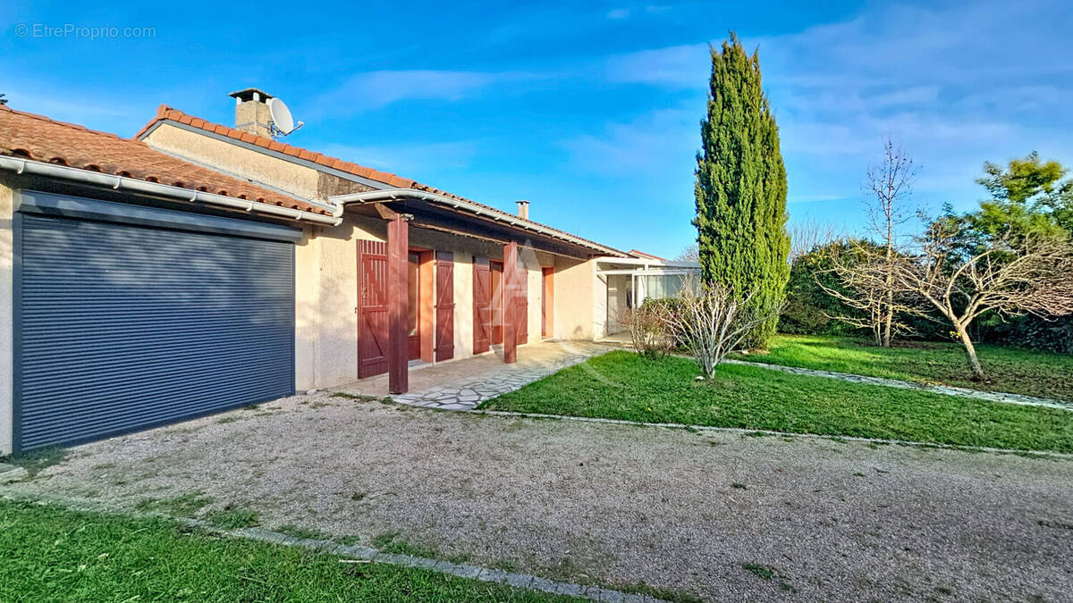 Maison à LEGUEVIN