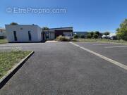 Commerce à MONTRICHARD