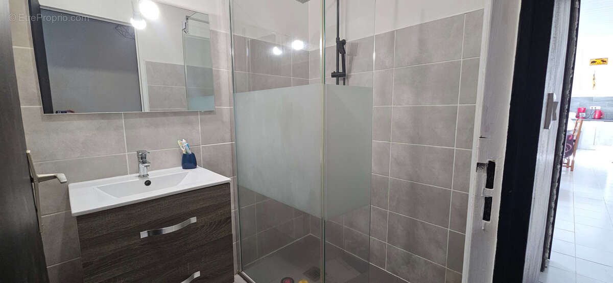 Maison à RIVIERE-SALEE