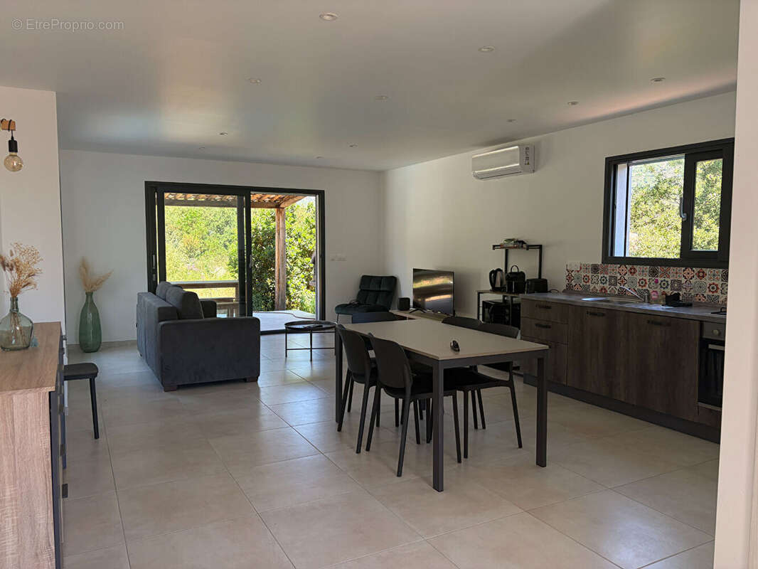 Maison contemporaine neuve à Cavu - Sainte-Lucie de Porto-Vecchio (20144) - photo 7
