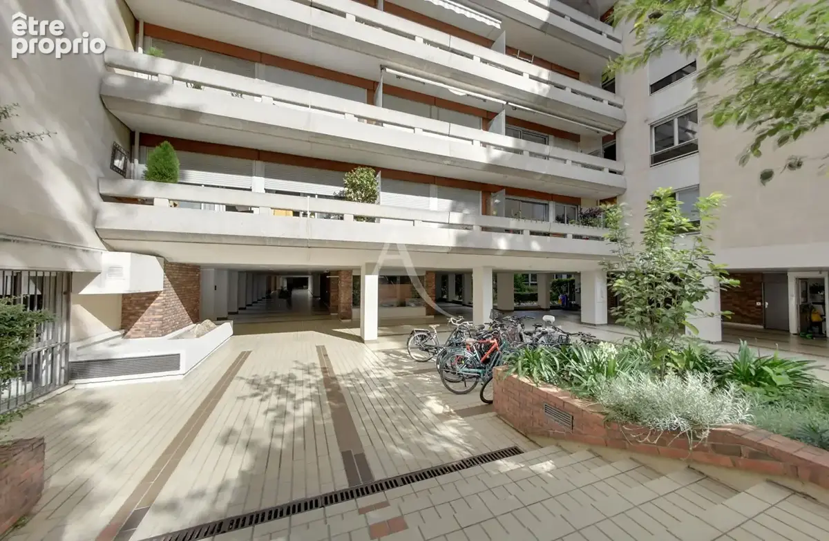 Appartement à PARIS-11E