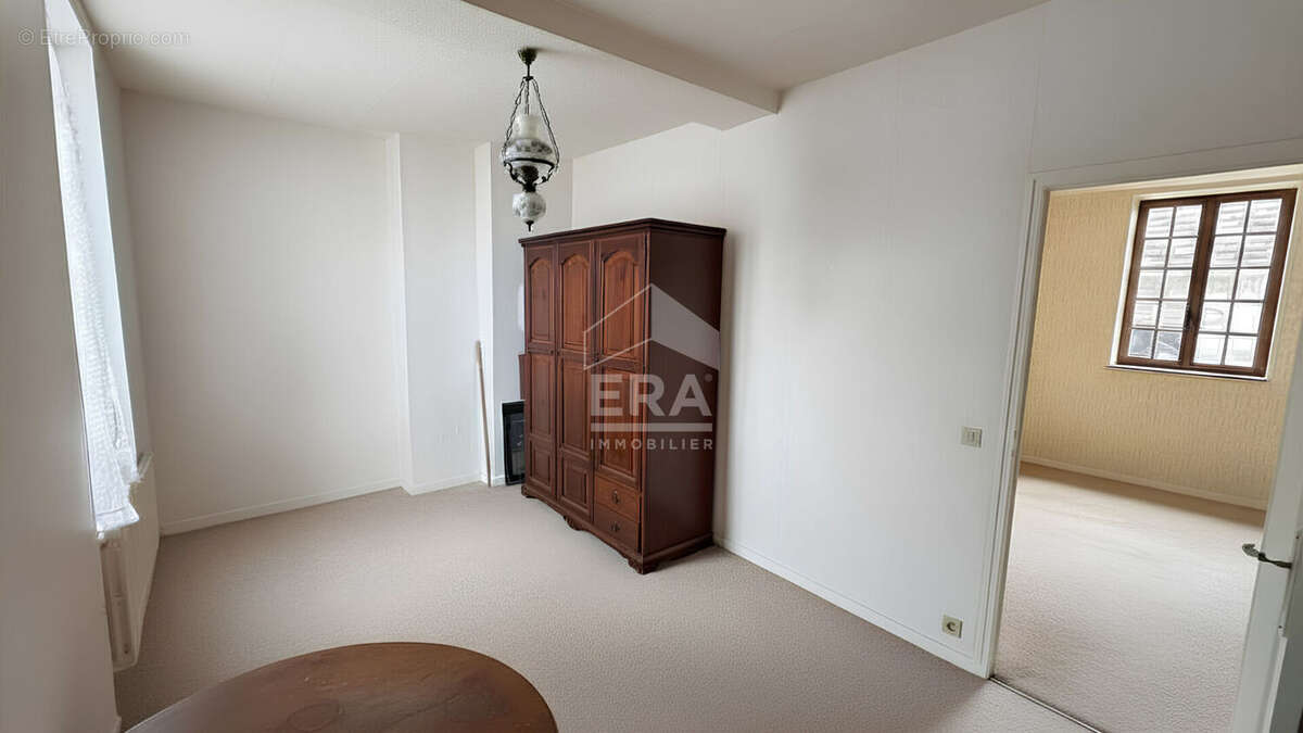 Maison 207m² à mantes-la-ville - photo 10