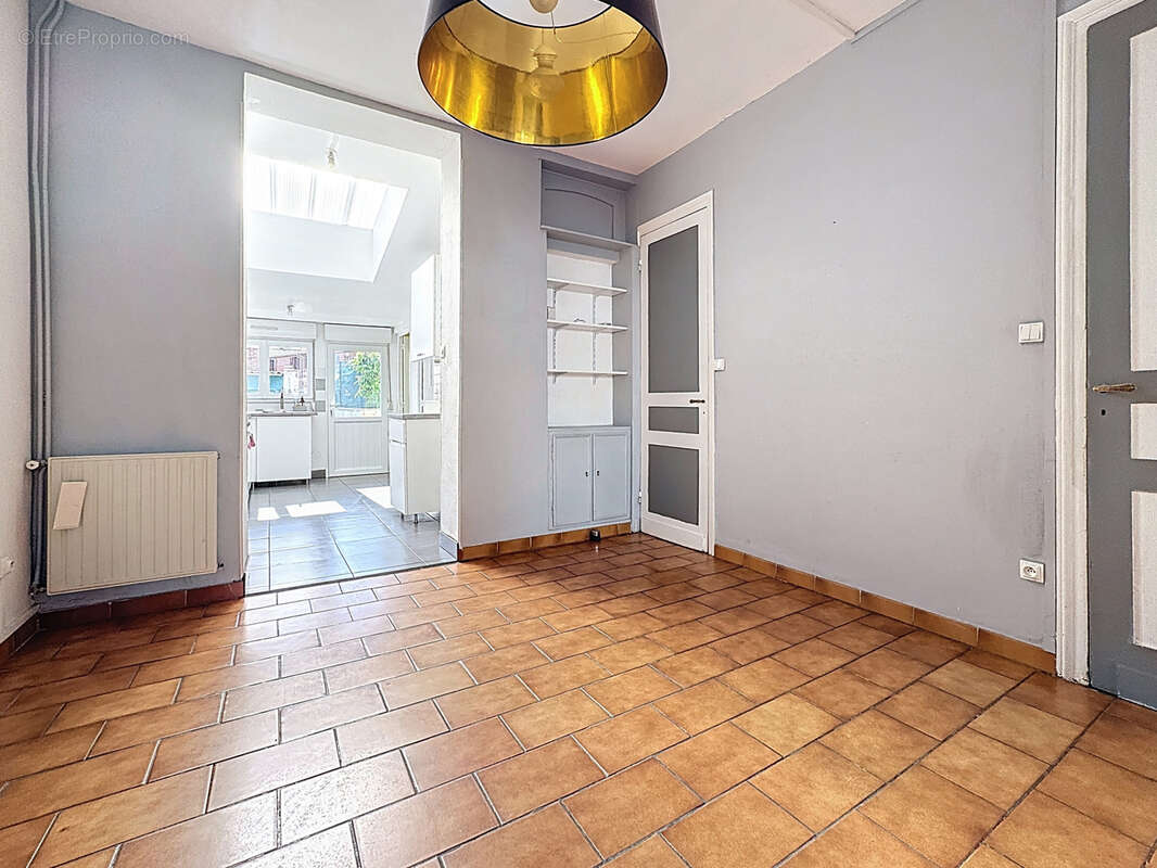 Maison à HELLEMMES-LILLE