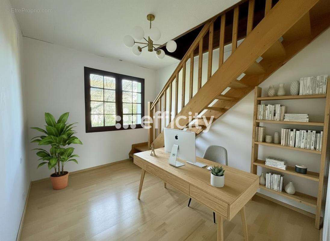 Maison à GUJAN-MESTRAS