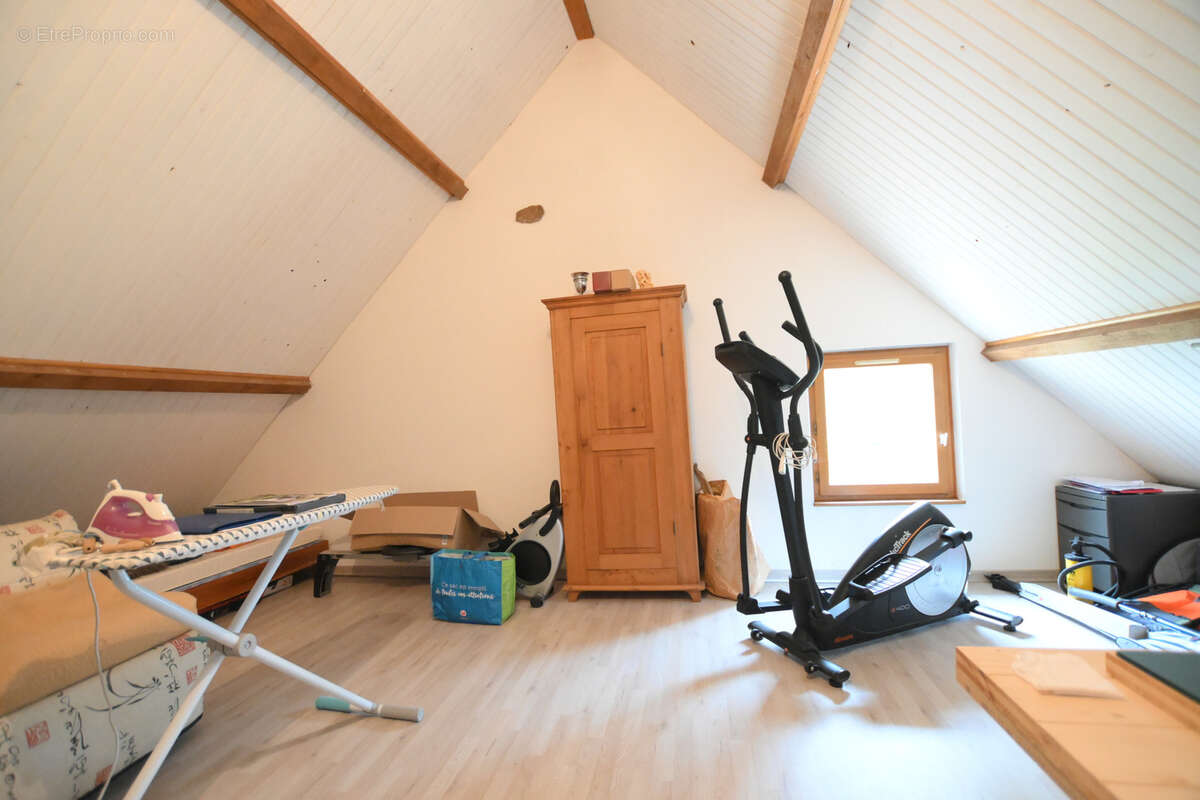 Maison à COURCELLES-FREMOY