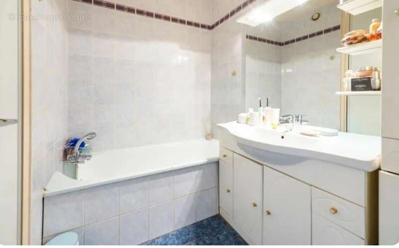 Appartement à vendre 5 pièces FRANCONVILLE (95) - photo 7