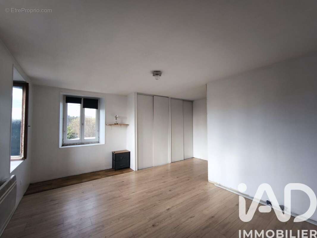Maison 122 m² à Soulles  - photo 6