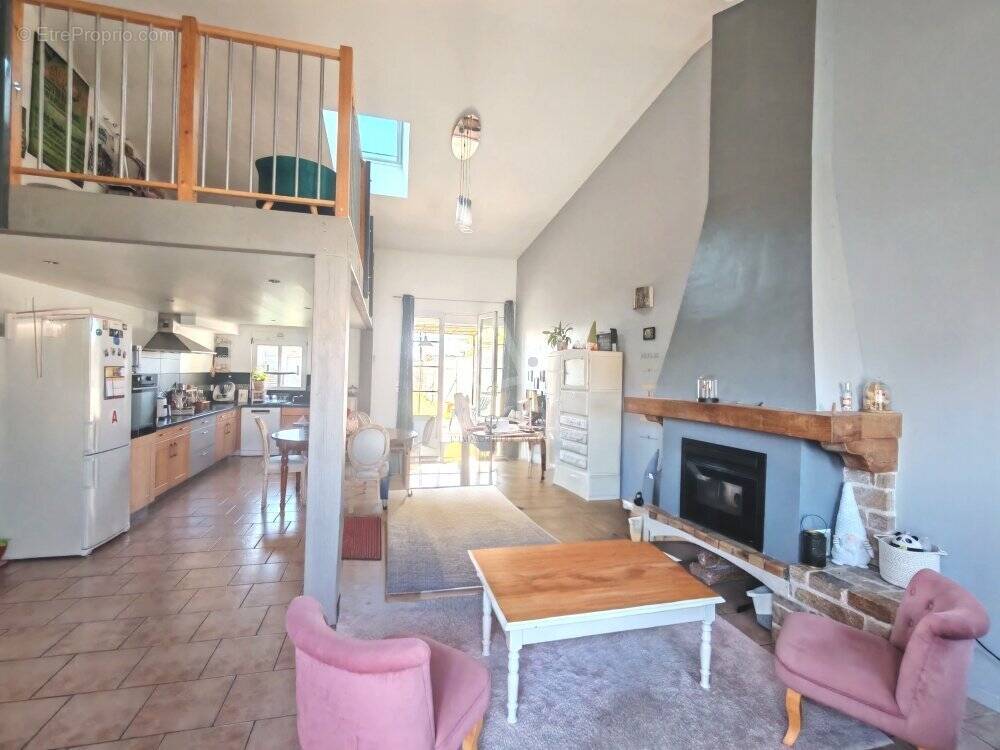 Maison à LE LANDREAU