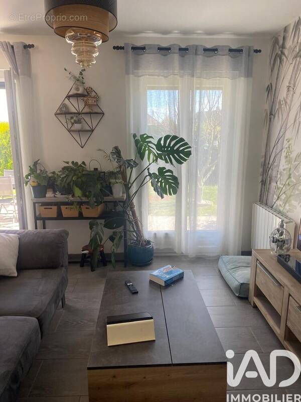 Photo 1 - Maison à CHANGIS-SUR-MARNE