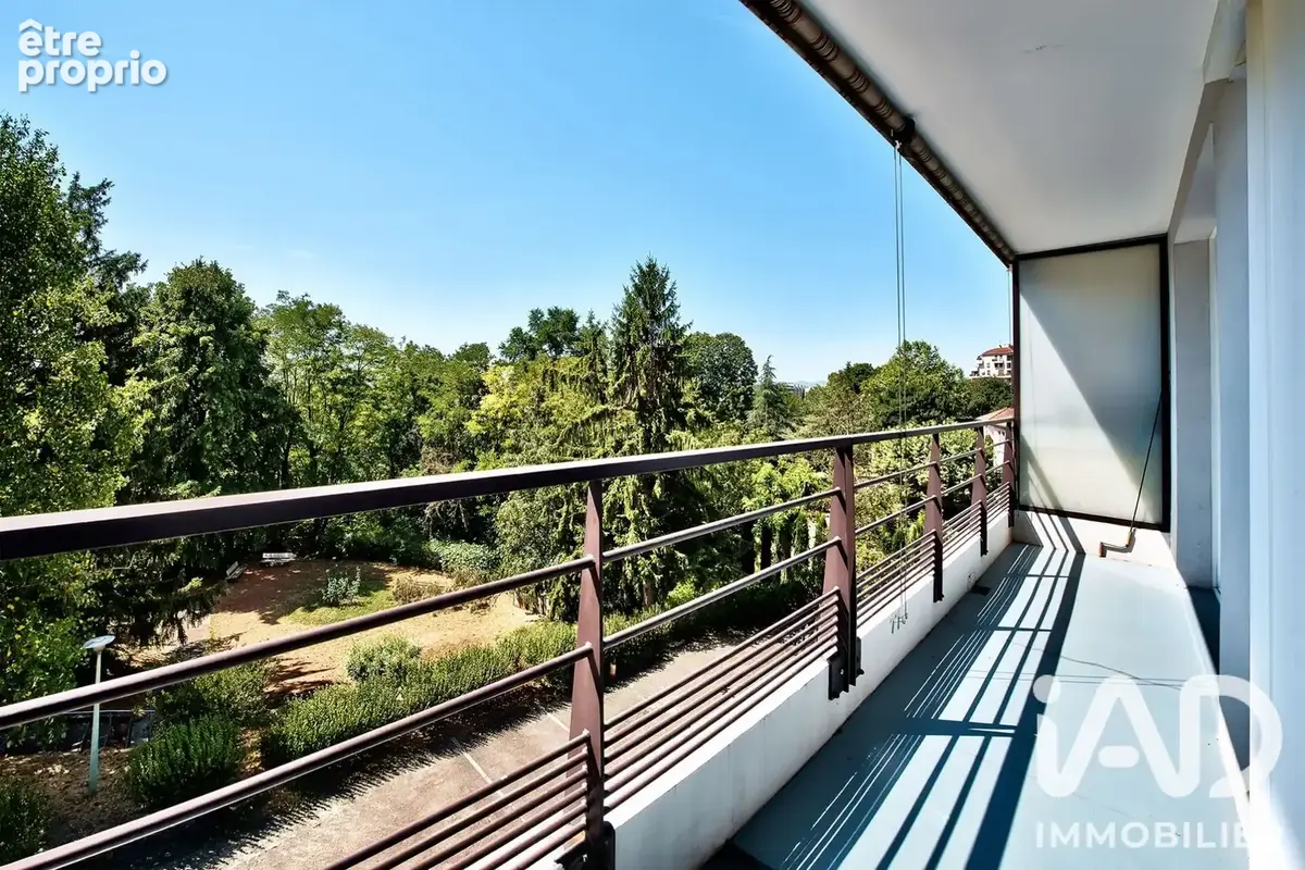 Photo 1 - Appartement à CALUIRE-ET-CUIRE