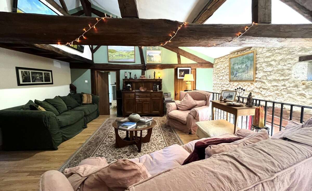 Maison à FESTALEMPS
