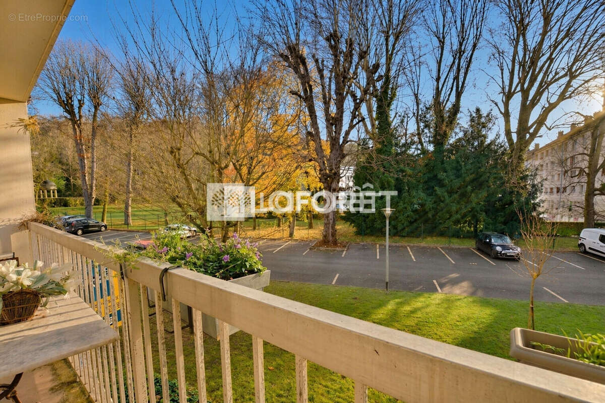 Appartement à BOUGIVAL