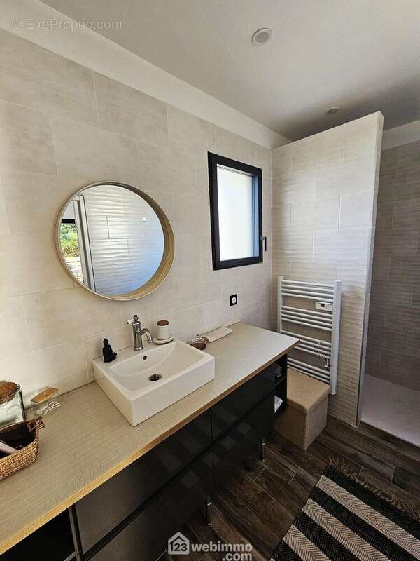 Salle d'eau parentale - Maison à SETE