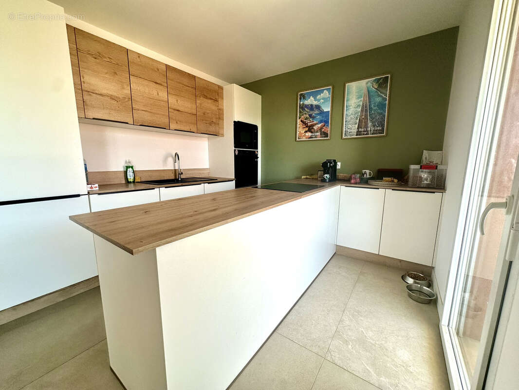 Appartement à PUGET-SUR-ARGENS