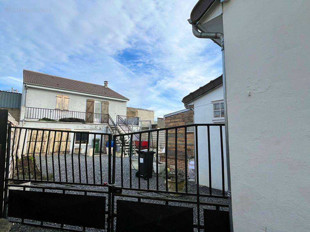 Maison à Chauny 3 pièce(s) 70 m2 + Dépendance - photo 10