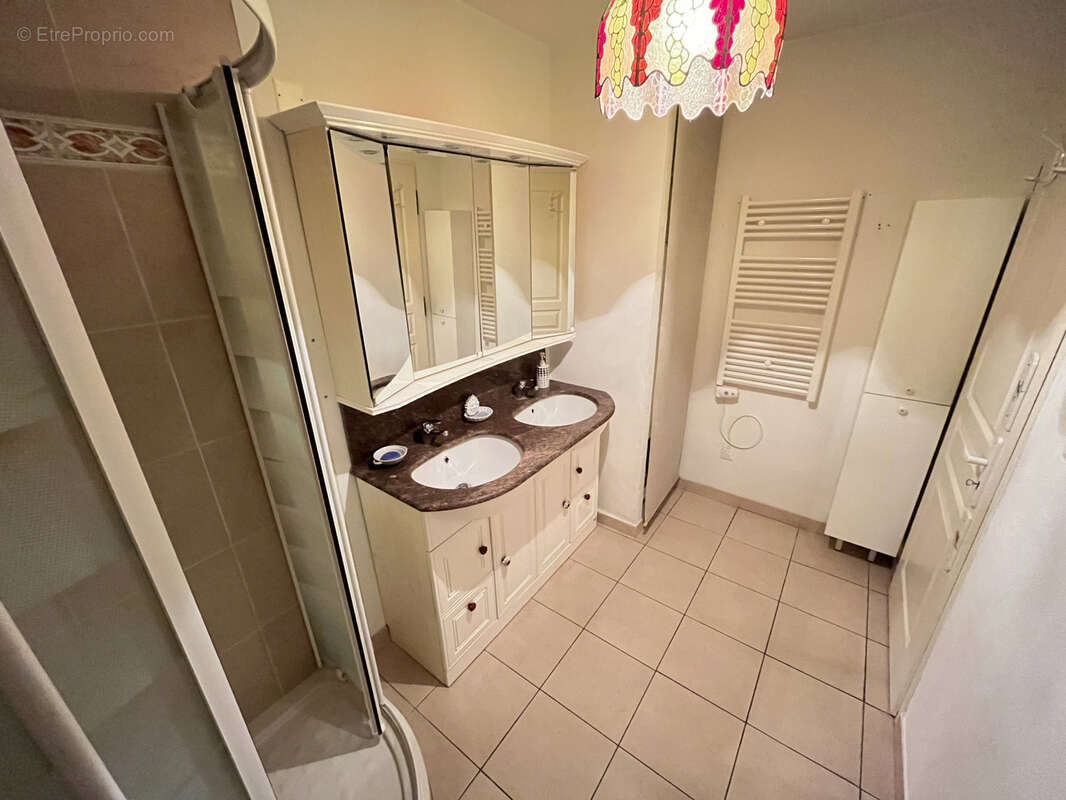 Appartement à SALON-DE-PROVENCE