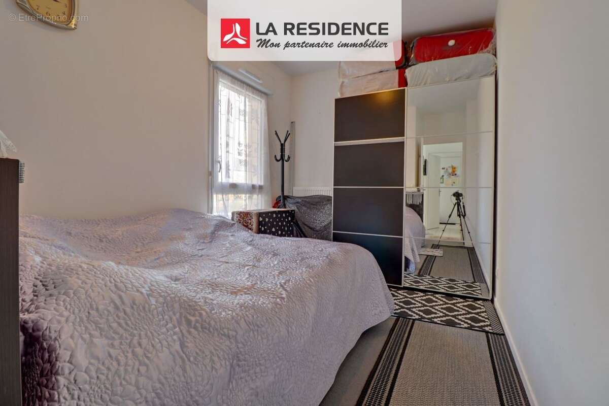 Maison à JOUY-LE-MOUTIER