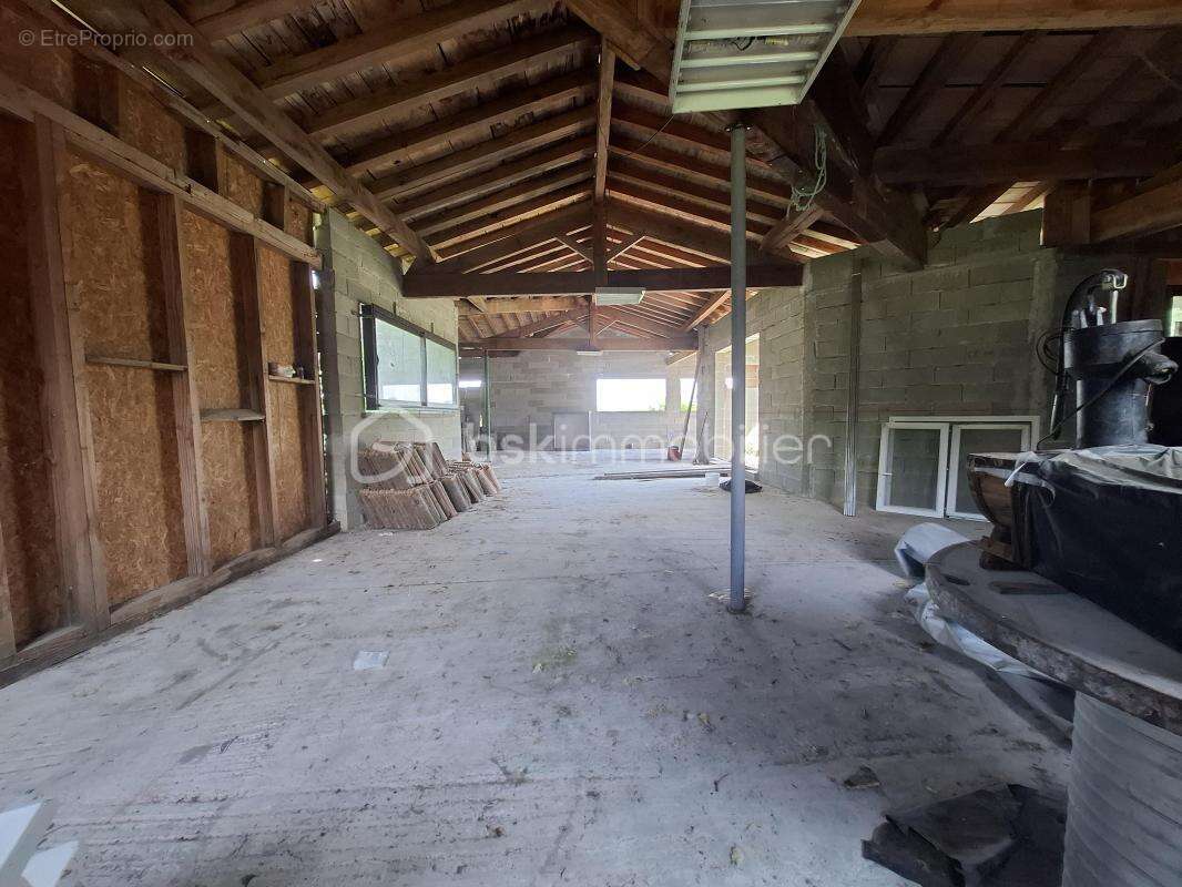 Maison à terminer de 160 m² – Vue campagne – Pessac-sur-Dordogne (33890) - photo 7