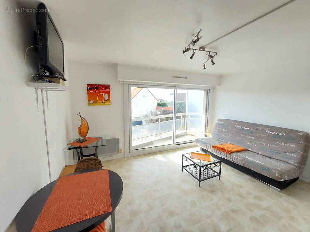 Appartement à CAMIERS