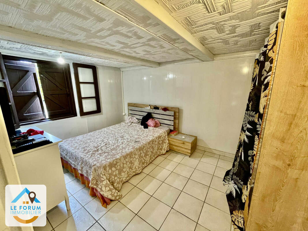 Tampon 97430 - maison avec 2 logements indépendants - bon rendement locatif - facile d'accès - photo 3