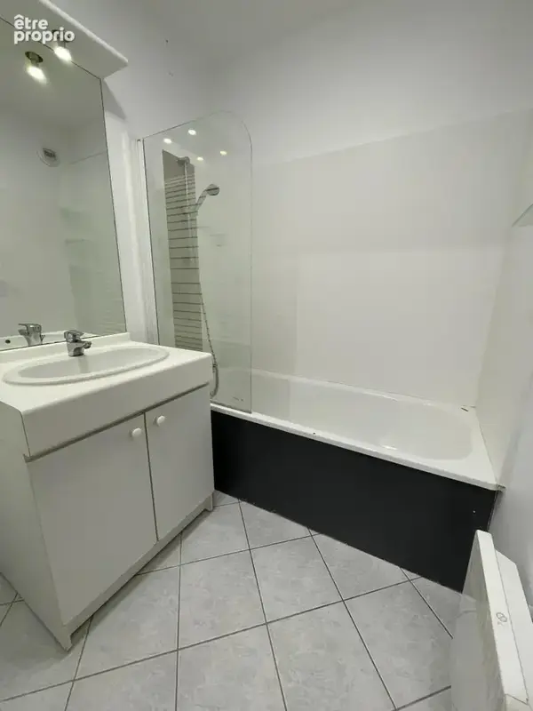 Appartement 3 pièces 82 m² à vendre à La Madeleine (59110) - photo 9