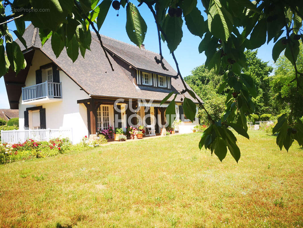 Maison à SAINT-MARTIN-DE-BOSCHERVILLE