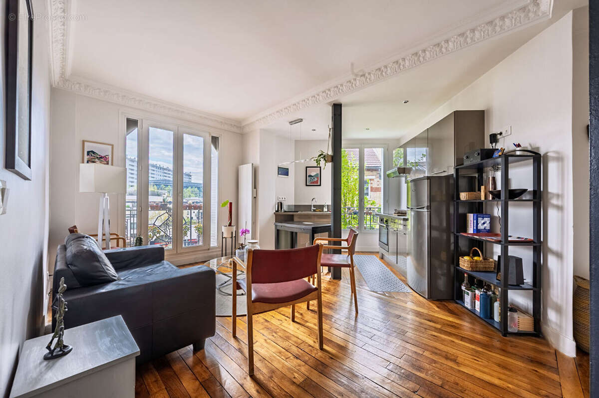 Appartement à MONTROUGE