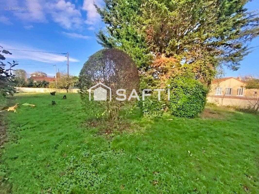 Photo 2 - Terrain à BOUGUENAIS