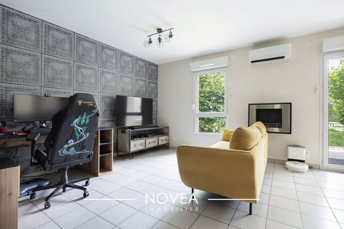 Appartement à VAULX-EN-VELIN