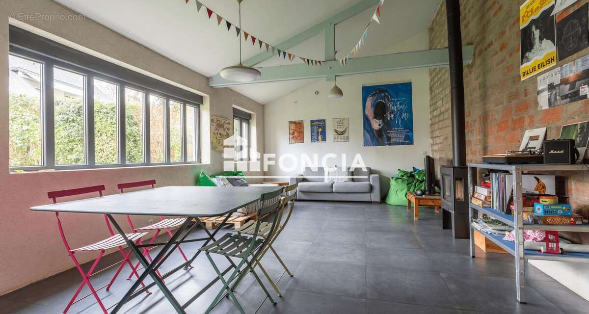 Maison à L'HAY-LES-ROSES